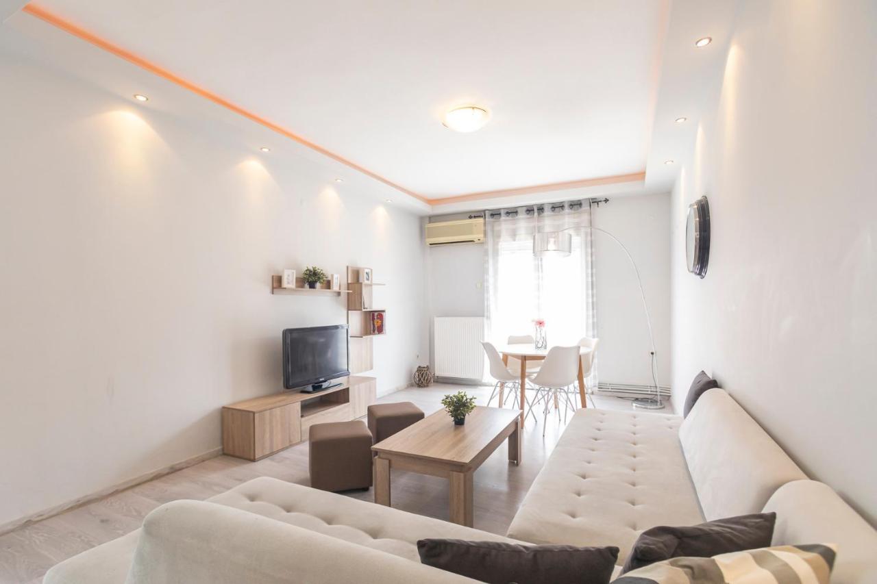 Houseloft Commercial Central Apartment เทสซาโลนิกิ ภายนอก รูปภาพ