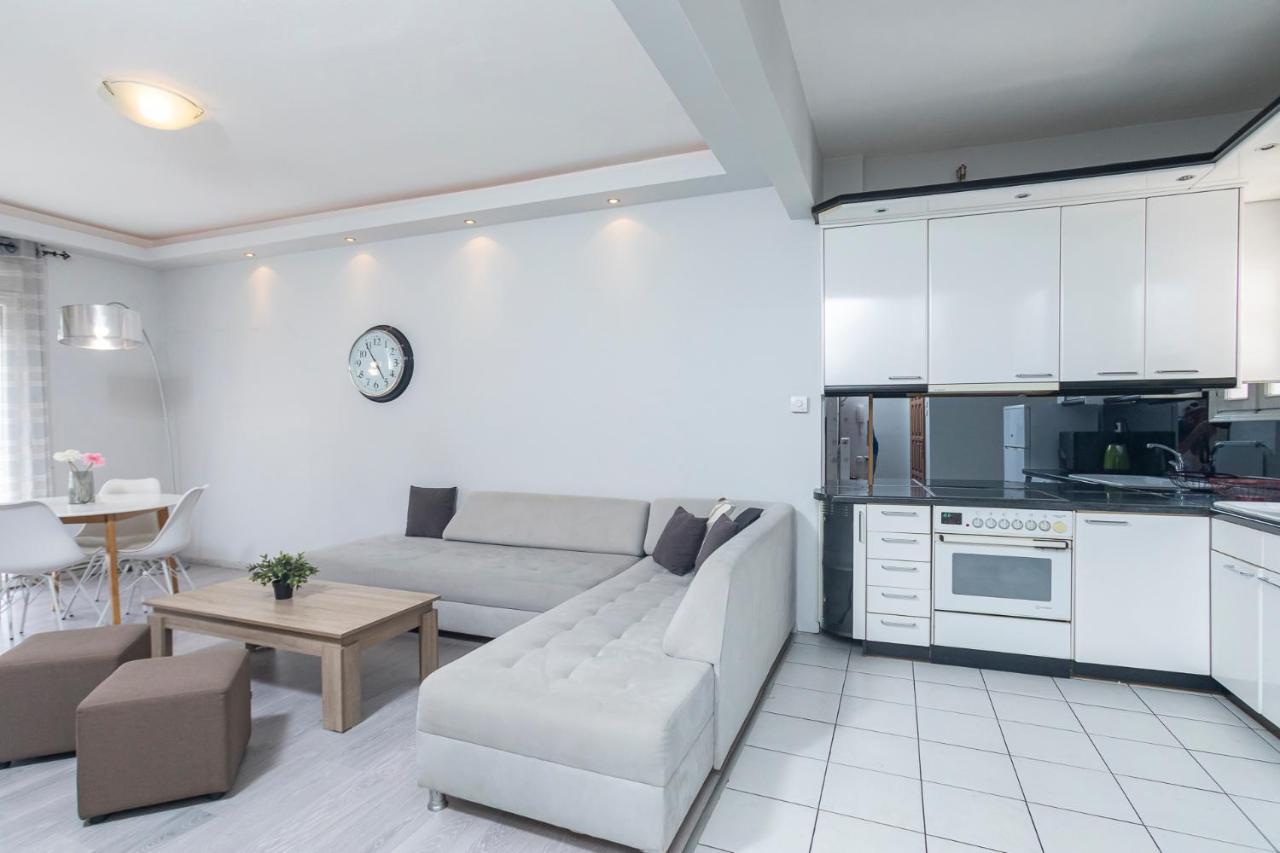 Houseloft Commercial Central Apartment เทสซาโลนิกิ ภายนอก รูปภาพ