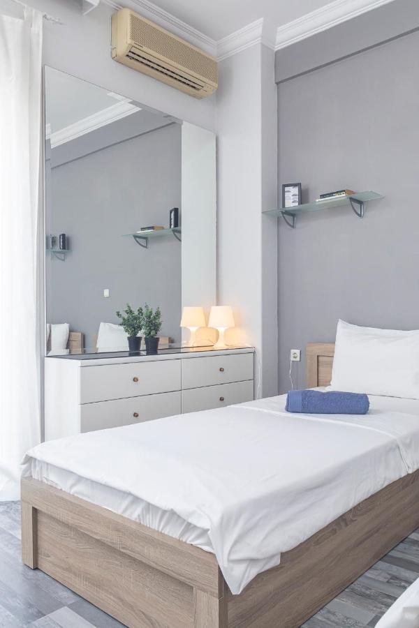 Houseloft Commercial Central Apartment เทสซาโลนิกิ ภายนอก รูปภาพ